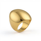 Statement Ring in auffälligem Design aus vergoldetem Edelstahl. Ovales Design. 
