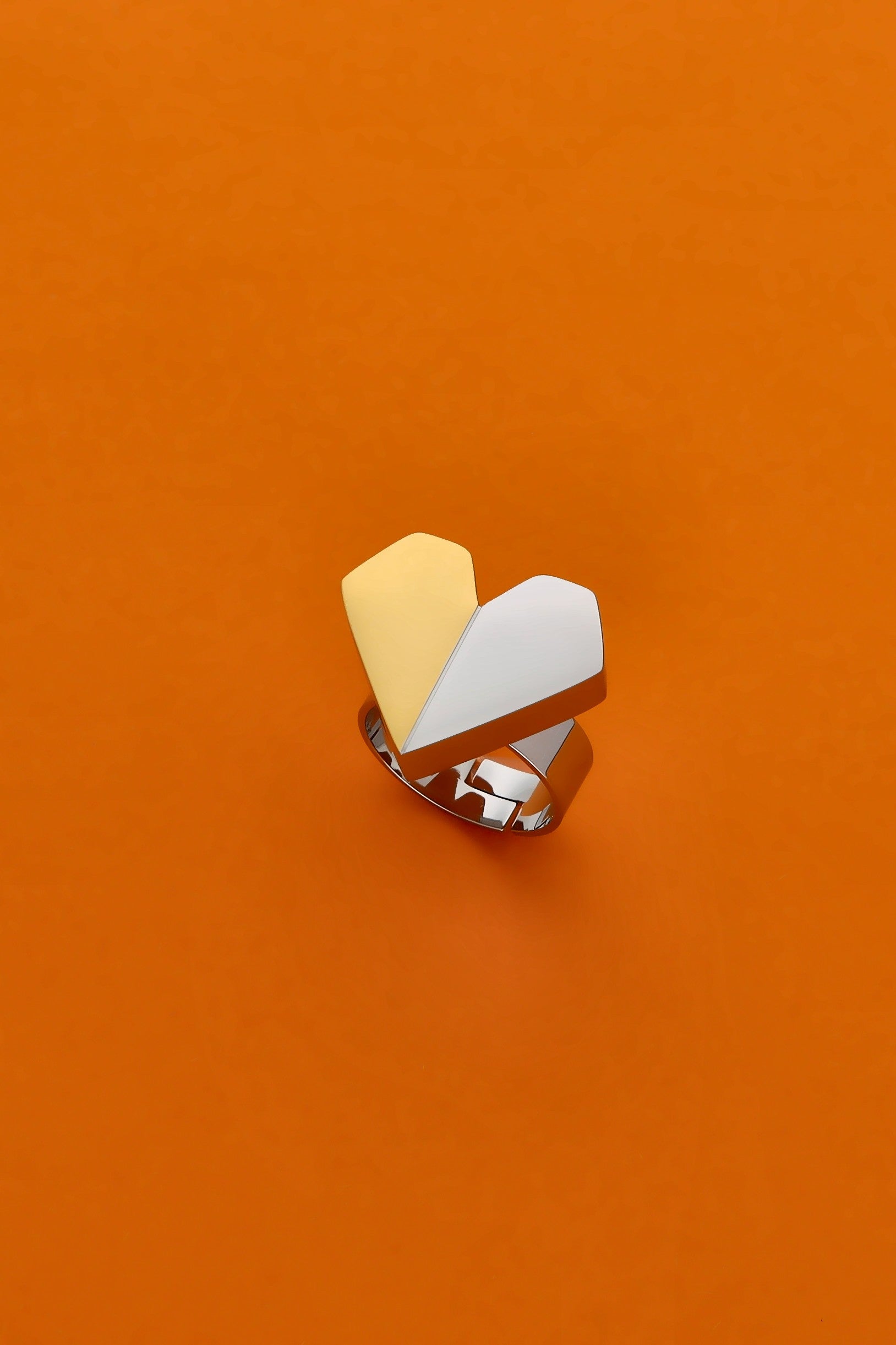HEARTCORE Limited Edition Two-Tone Ring Herzform gold silber mit eingravierter Nummer Edelstahl schmucktick